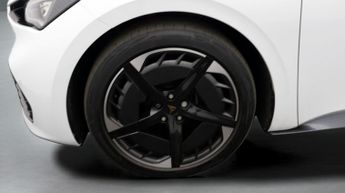 CUPRA Born V3