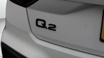 Audi Q2 TFSI S LINE BLACK EDITION