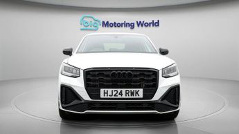Audi Q2 TFSI S LINE BLACK EDITION