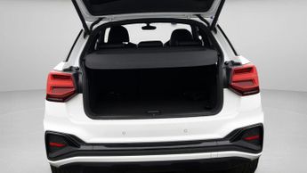 Audi Q2 TFSI S LINE BLACK EDITION