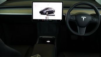 Tesla Model Y BASE
