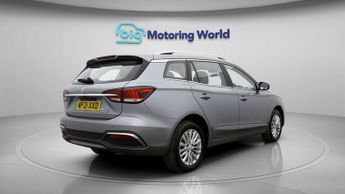 MG MG5 EXCLUSIVE
