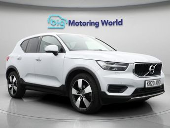 Volvo XC40 T3 MOMENTUM