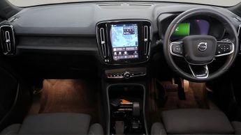 Volvo XC40 RECHARGE CORE