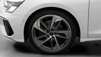 Audi A3 TFSI S LINE EDITION 1