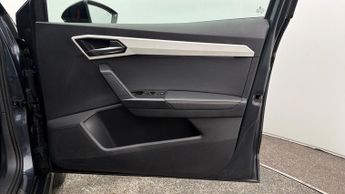 SEAT Arona TSI XCELLENCE LUX DSG
