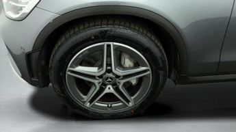 Mercedes-Benz GLC GLC 220 D 4MATIC AMG LINE