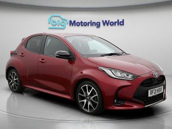 Toyota Yaris DYNAMIC