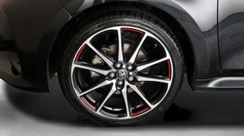 Toyota Yaris GR SPORT