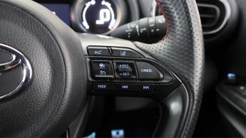 Toyota Yaris GR SPORT
