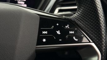 Audi Q4 e-tron SPORTBACK S LINE QUATTRO