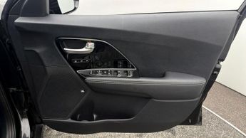 Kia Niro 4 PLUS