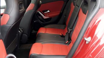 Mercedes-Benz CLA CLA 180 AMG LINE PREMIUM PLUS