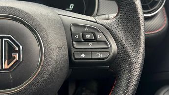 MG MG ZS TROPHY CONNECT