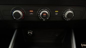 Audi Q2 TFSI S LINE