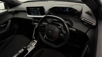 Peugeot E-2008 ACTIVE PREMIUM PLUS