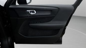Volvo XC40 RECHARGE PLUS