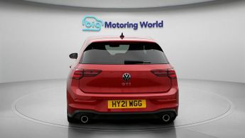 Volkswagen Golf GTI TSI DSG