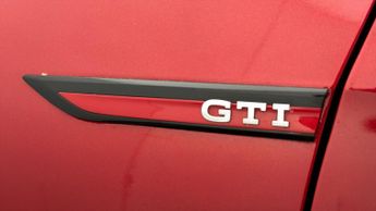 Volkswagen Golf GTI TSI DSG