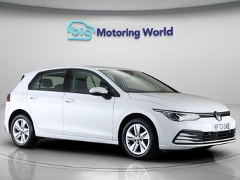 Volkswagen Golf LIFE TSI
