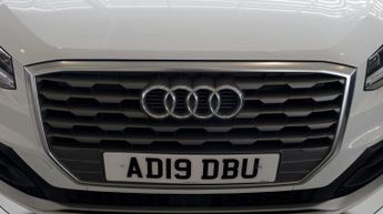 Audi Q2 TDI S LINE