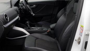 Audi Q2 TDI S LINE