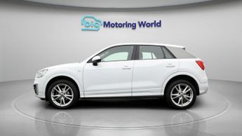 Audi Q2 TDI S LINE