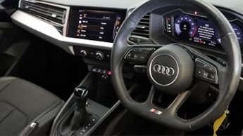 Audi A1 SPORTBACK TFSI S LINE