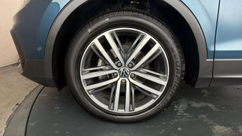 Volkswagen Tiguan ELEGANCE TDI 4MOTION DSG