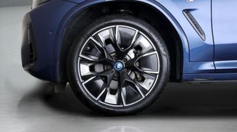 BMW iX3 M SPORT PRO