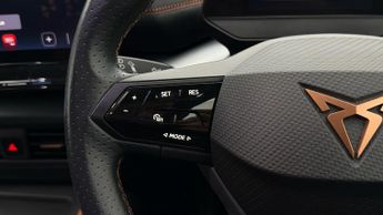 CUPRA Born V1