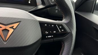 CUPRA Born V1