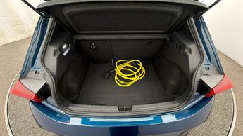 CUPRA Born V1