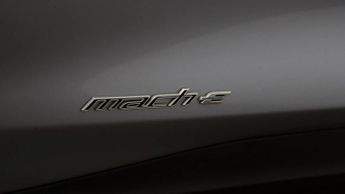 Ford Mustang Mach-E BASE