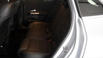 Mercedes-Benz GLA GLA 250 E AMG LINE