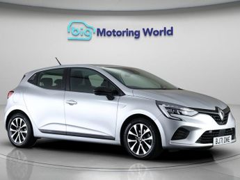 Renault Clio ICONIC E-TECH