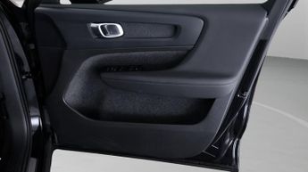 Volvo XC40 RECHARGE CORE