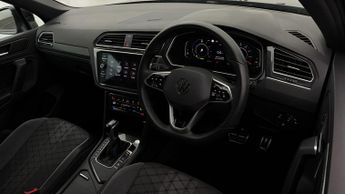 Volkswagen Tiguan R-LINE TSI DSG