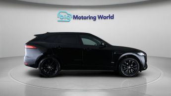 Jaguar F-PACE CHEQUERED FLAG AWD