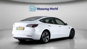 Tesla Model 3 LONG RANGE