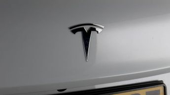 Tesla Model 3 LONG RANGE