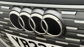 Audi Q4 e-tron S LINE