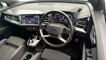 Audi Q4 e-tron S LINE