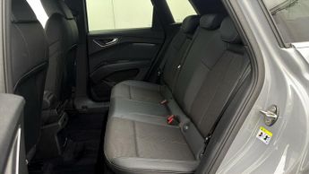 Audi Q4 e-tron S LINE