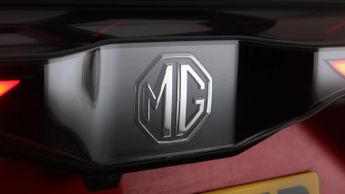 MG MG4 TROPHY