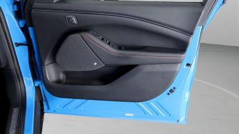 Ford Mustang Mach-E BASE
