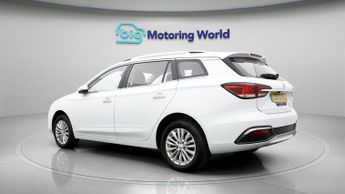 MG MG5 EXCLUSIVE