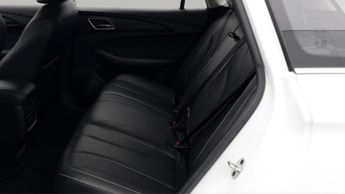 MG MG5 EXCLUSIVE