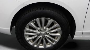 MG MG5 EXCLUSIVE