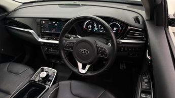 Kia Niro 4 PLUS